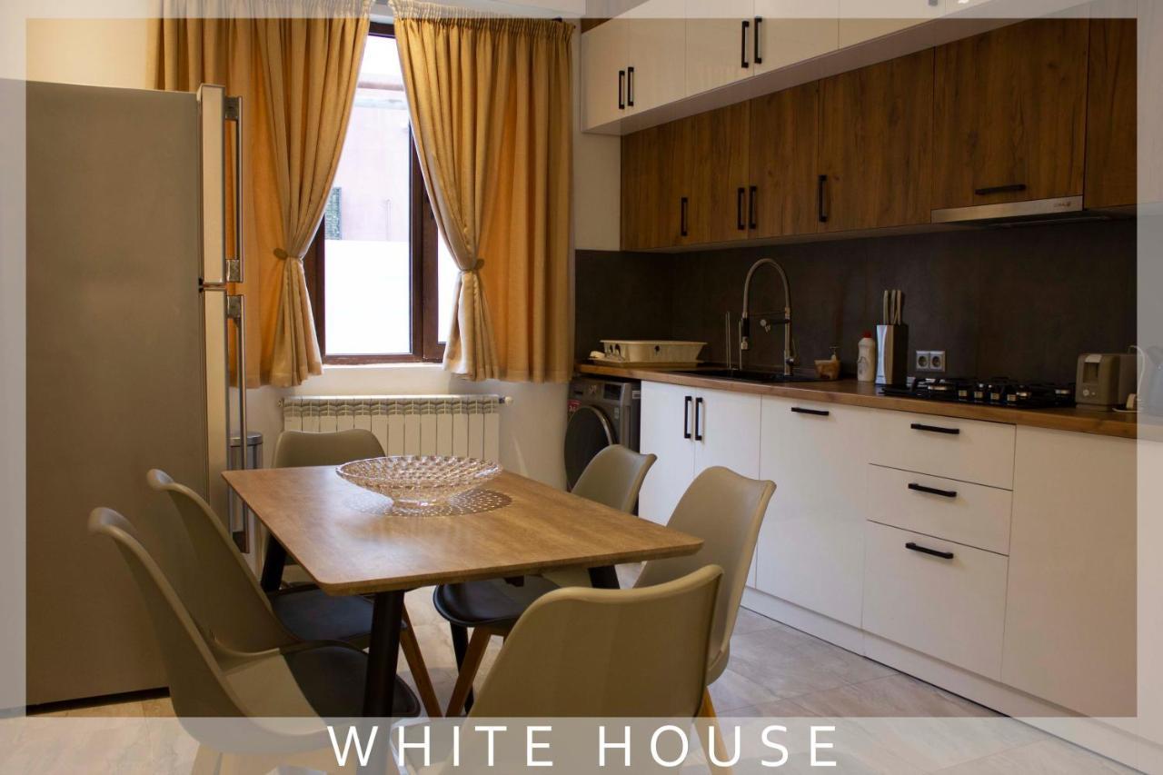 White House Βίλα Τυφλίδα Εξωτερικό φωτογραφία