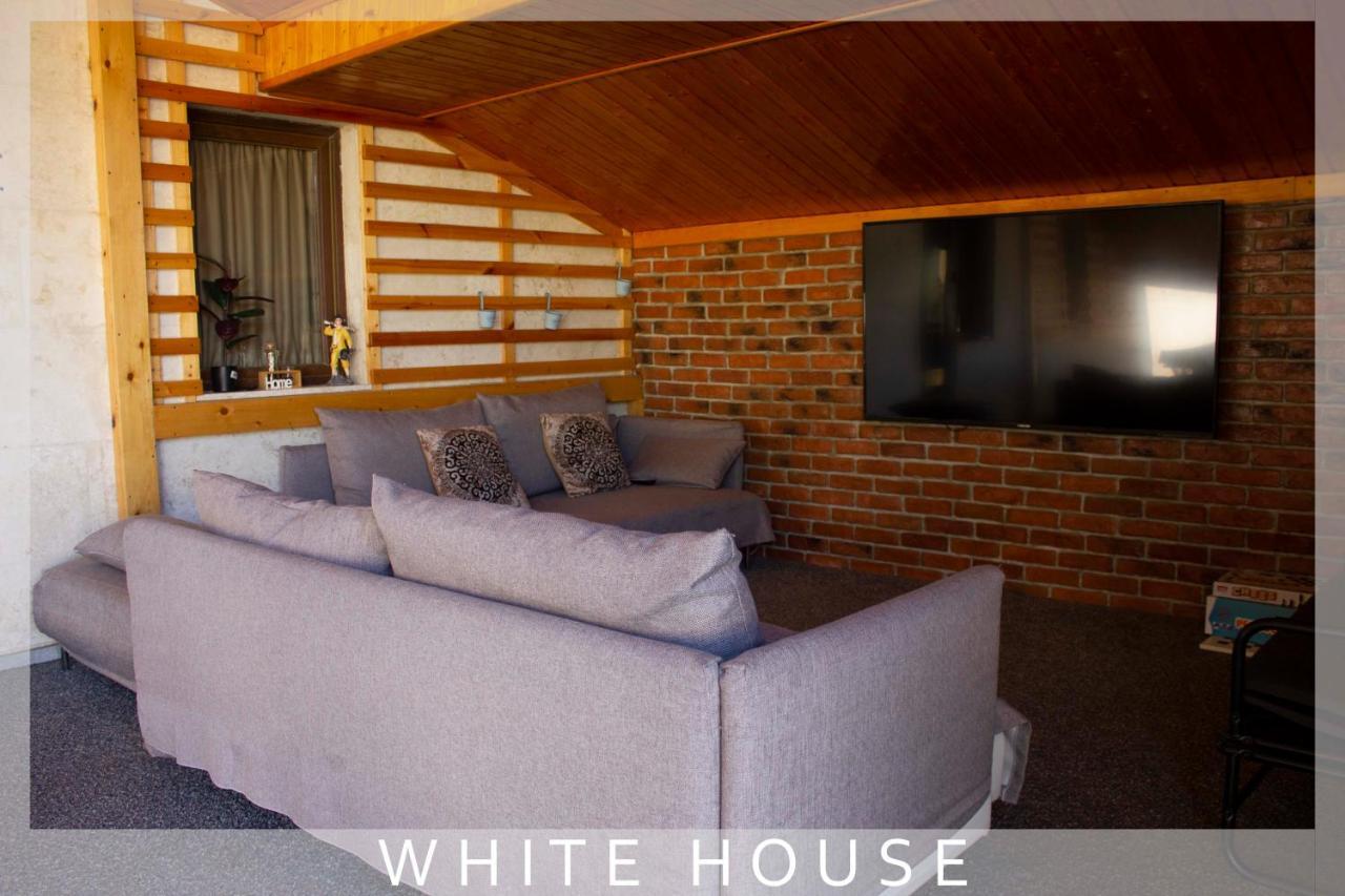 White House Βίλα Τυφλίδα Εξωτερικό φωτογραφία