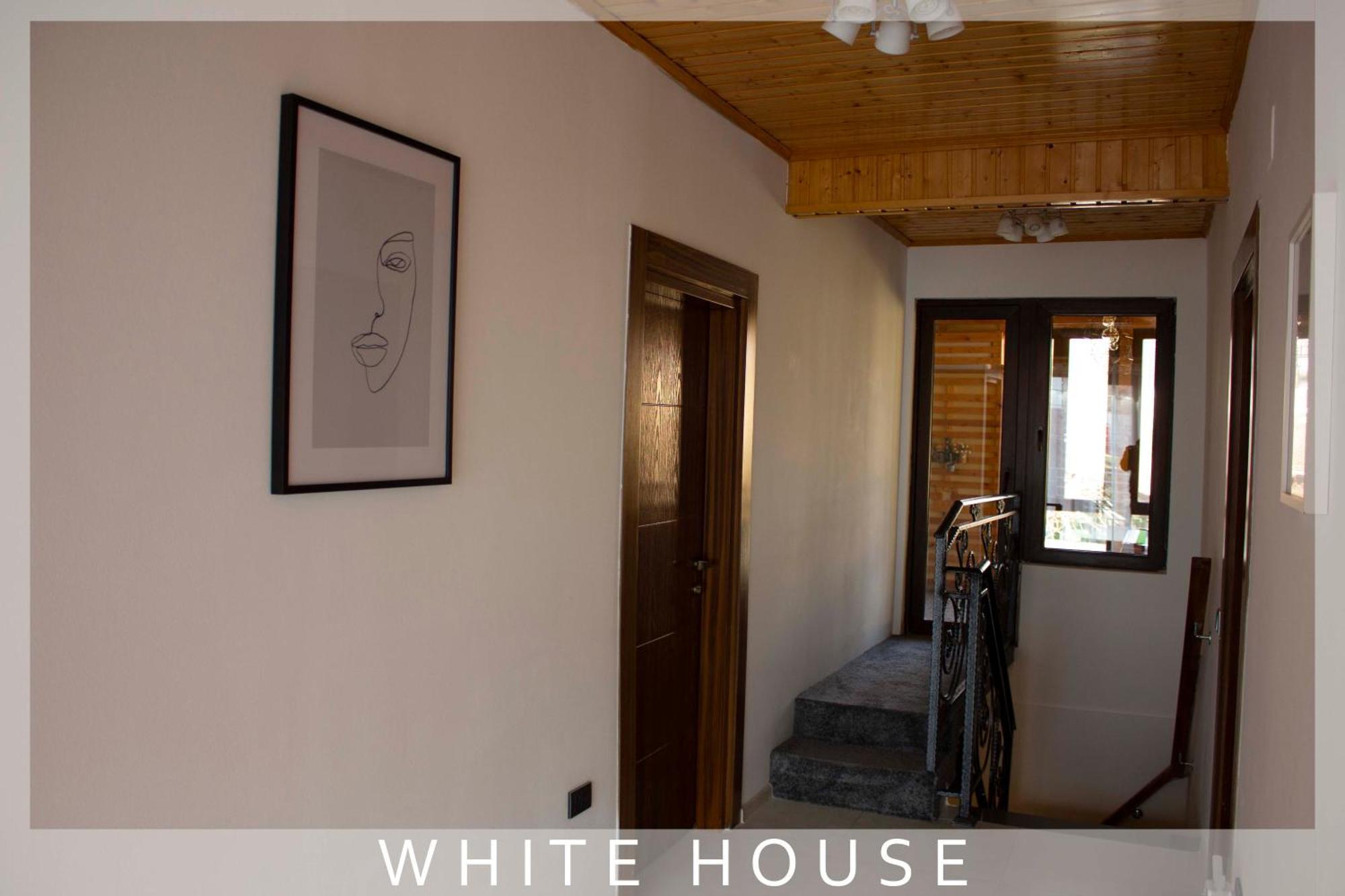White House Βίλα Τυφλίδα Εξωτερικό φωτογραφία