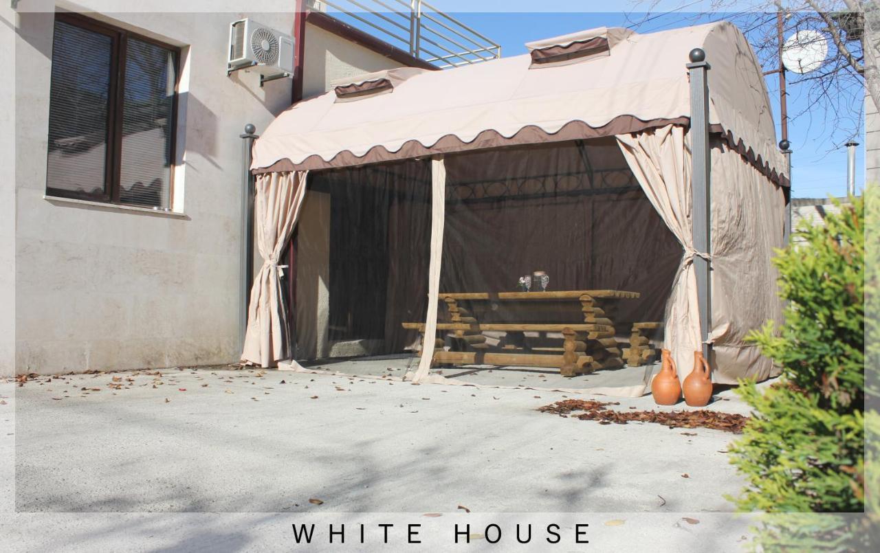 White House Βίλα Τυφλίδα Εξωτερικό φωτογραφία