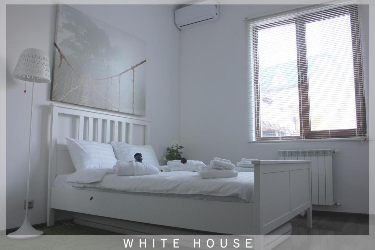White House Βίλα Τυφλίδα Εξωτερικό φωτογραφία